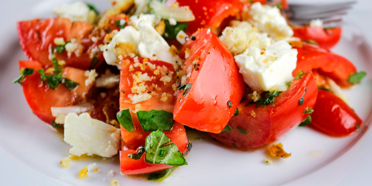 VL_ALL_1200x600_Tomato_fetaost_salat_Vitaelab.jpg